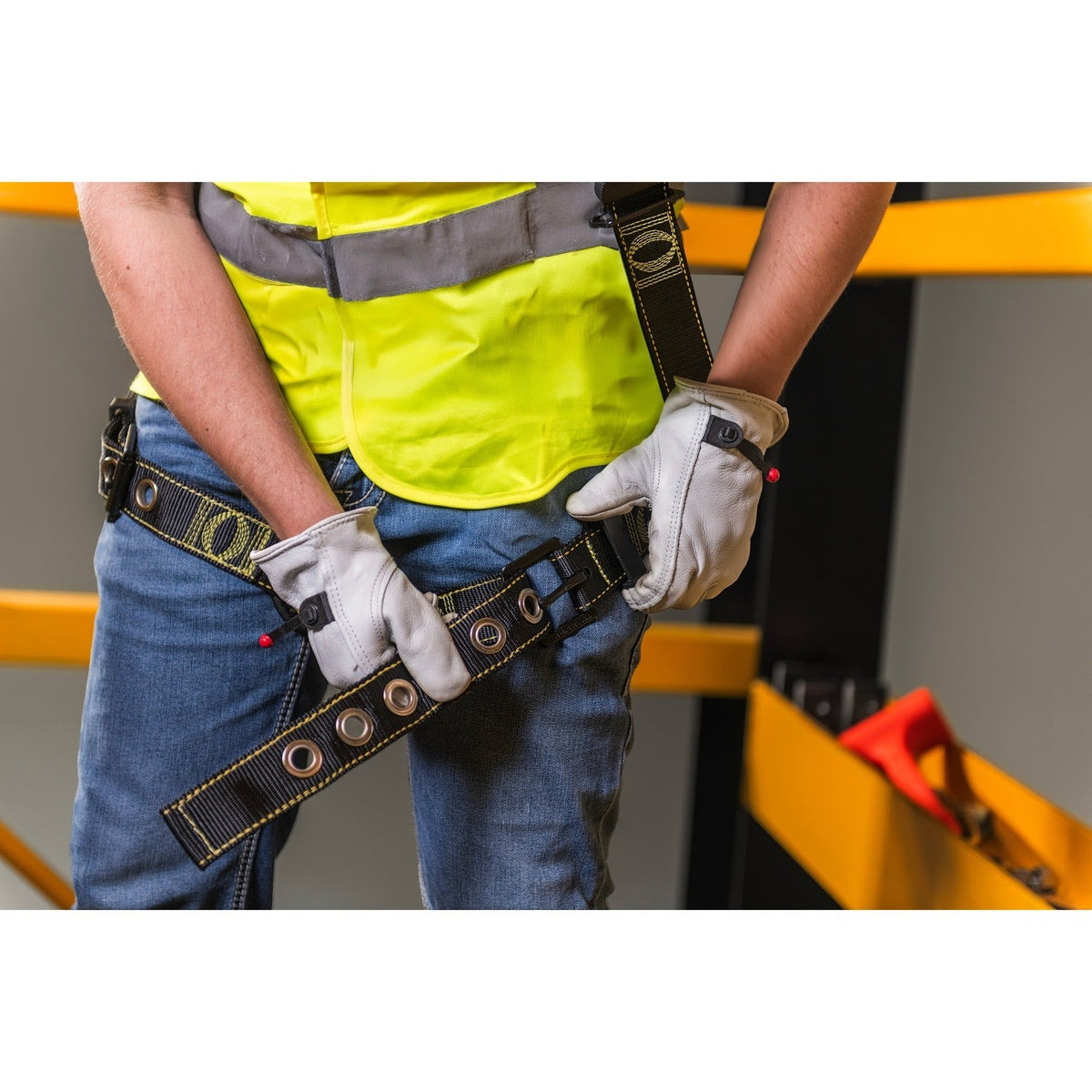 Guardian 21044 Cyclone Full Body Fall Protection Harness XXL - 7
